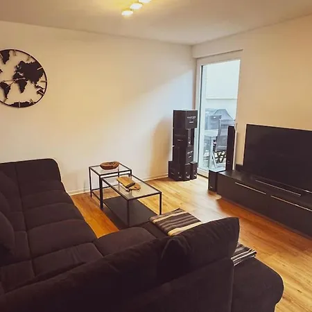 Moderne 3-zimmer-wohnung *